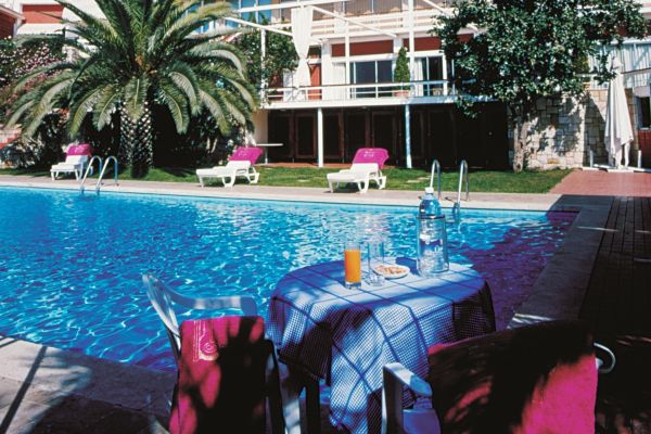 Hotel Al Bustan (Beirut)